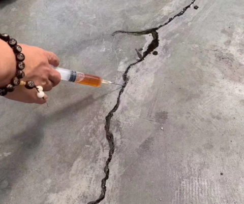 长子混凝土裂缝修补技术详解​